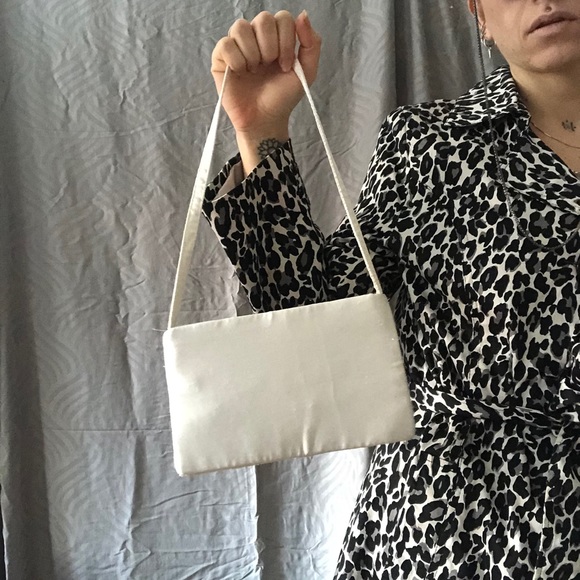 SATIN BEADED PURSE - Picture 3 of 3